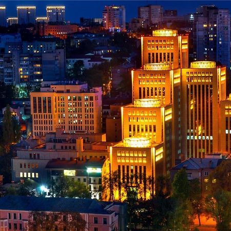 Most City Kos Dnjepropetovsk Buitenkant foto